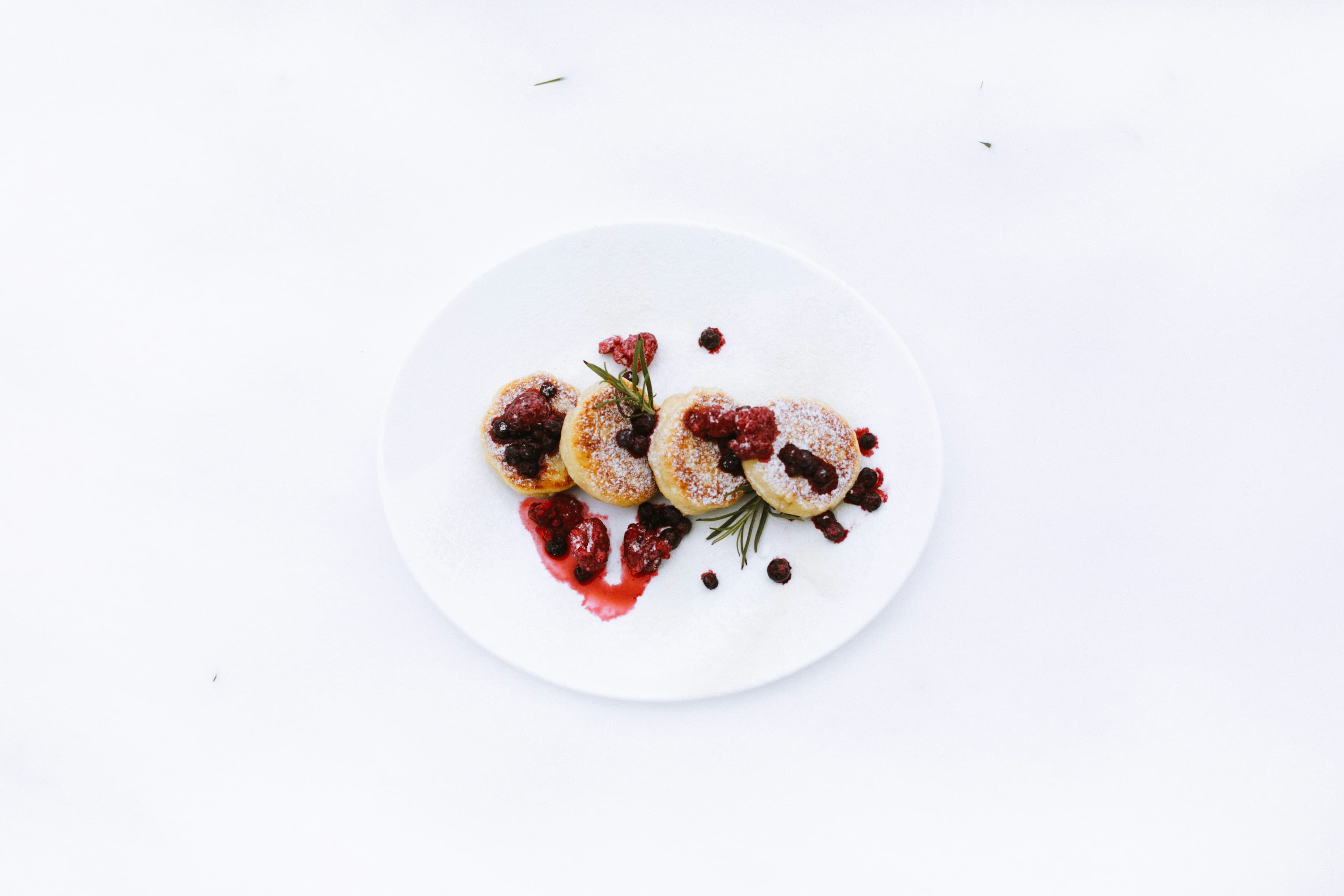 Codornices Rellenas de Foie y Membrillo con Glaseado de Manzanilla